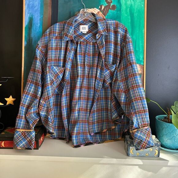 594-BDG Blue and Red Plaid Blouse - Picture 15 of 15